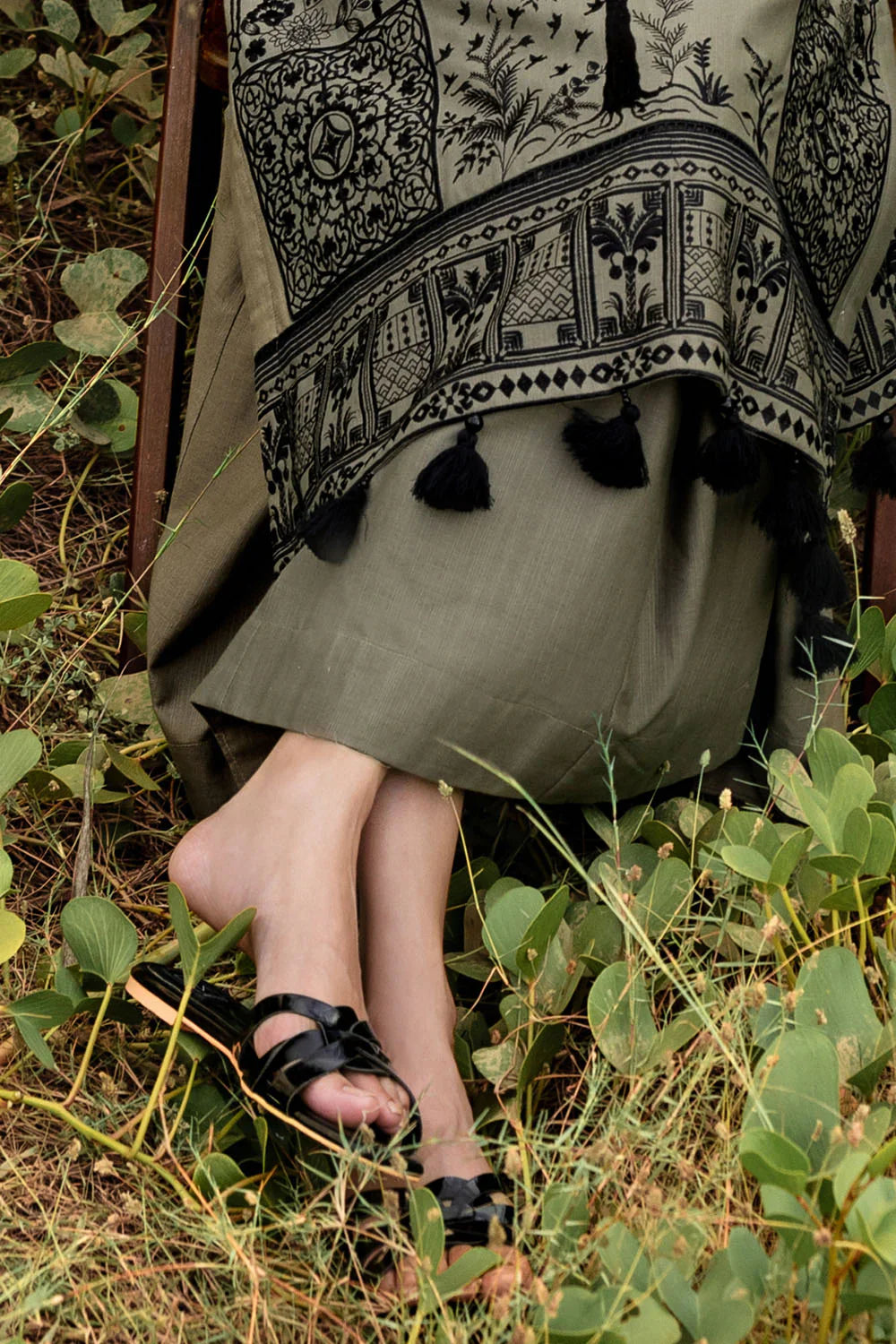 Queen Manadora 2Pcs RL-9