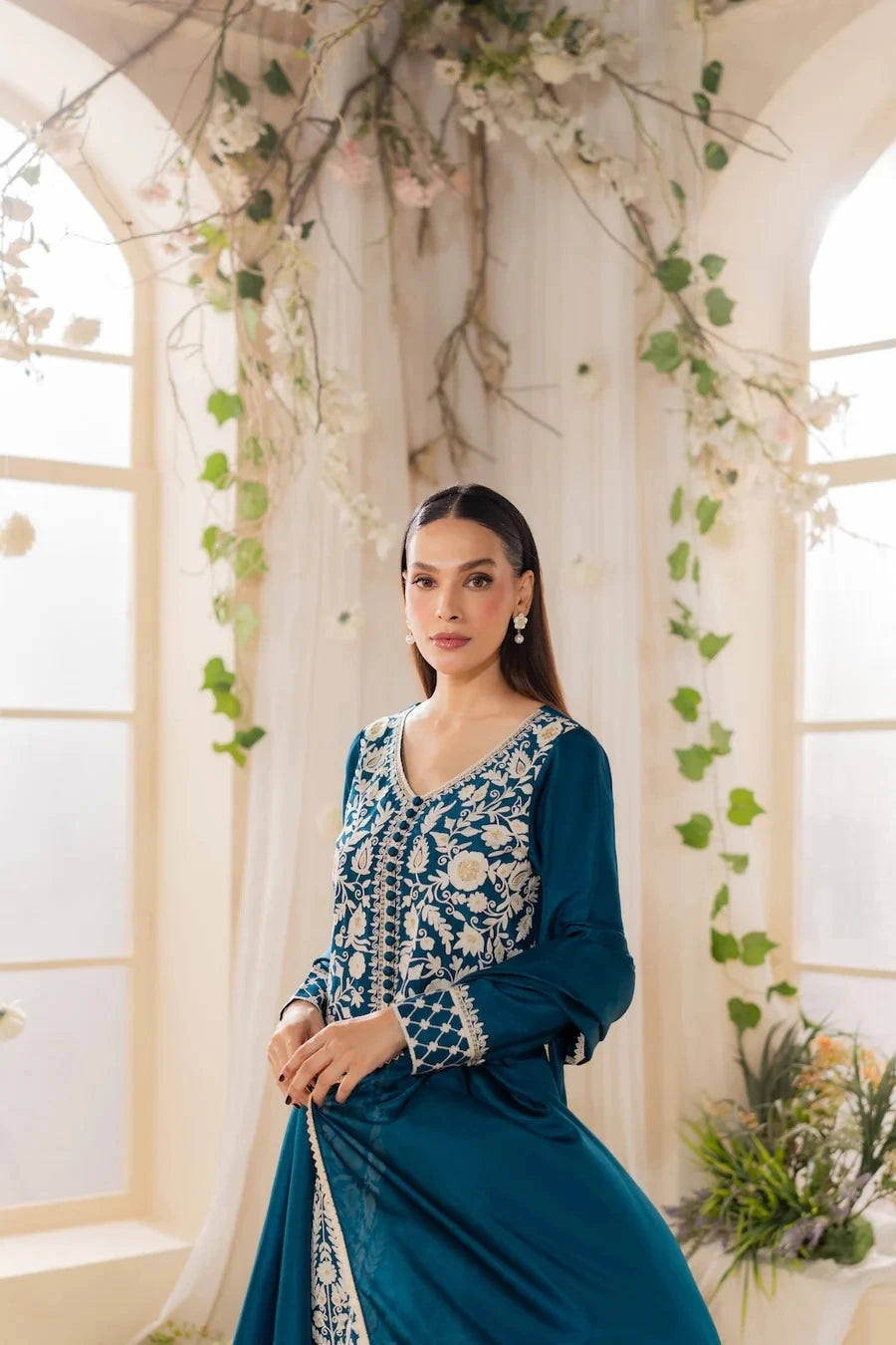 Alize Emb 3pc Dress