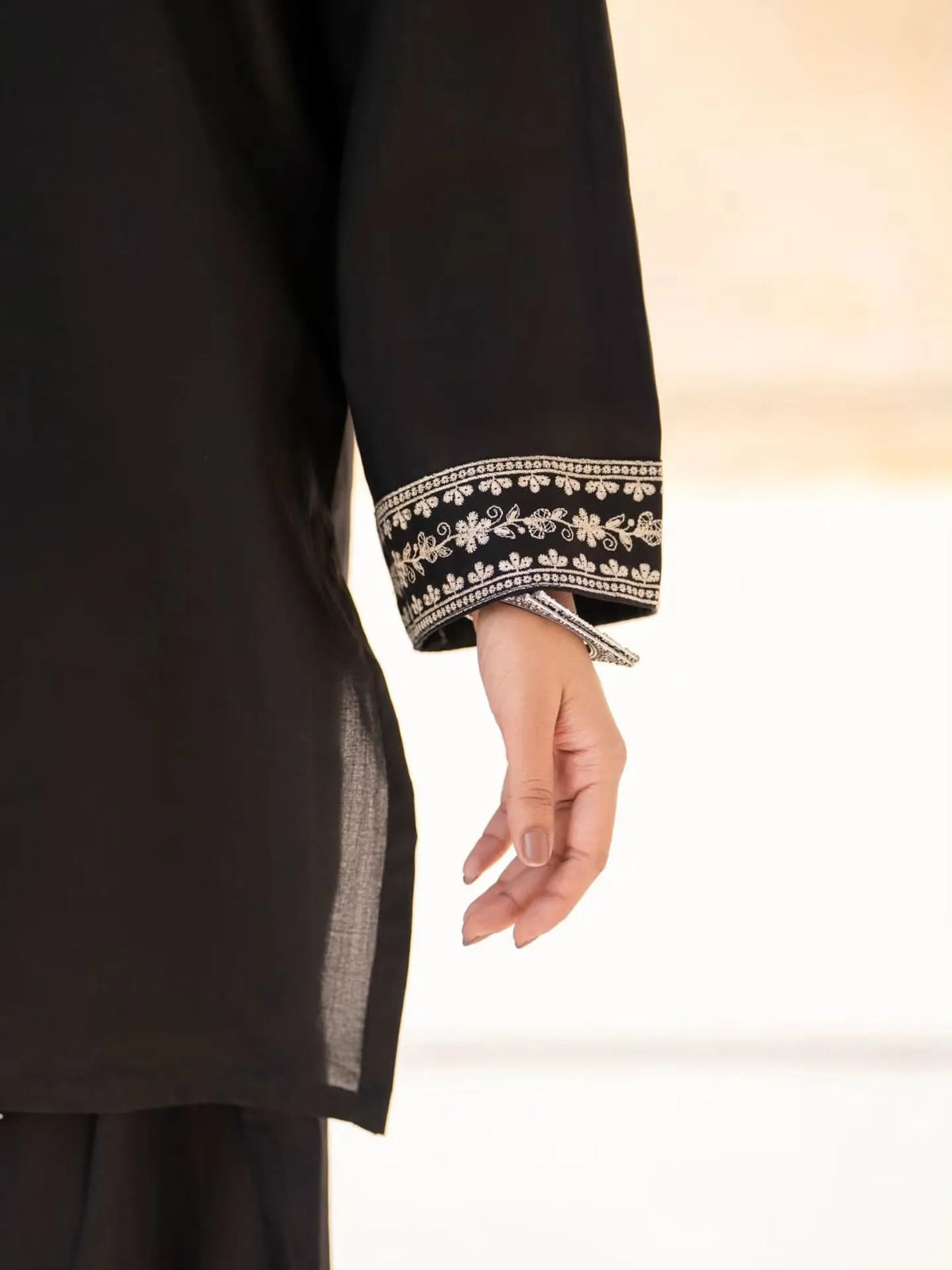 Siyahi Emb 2pc Dress