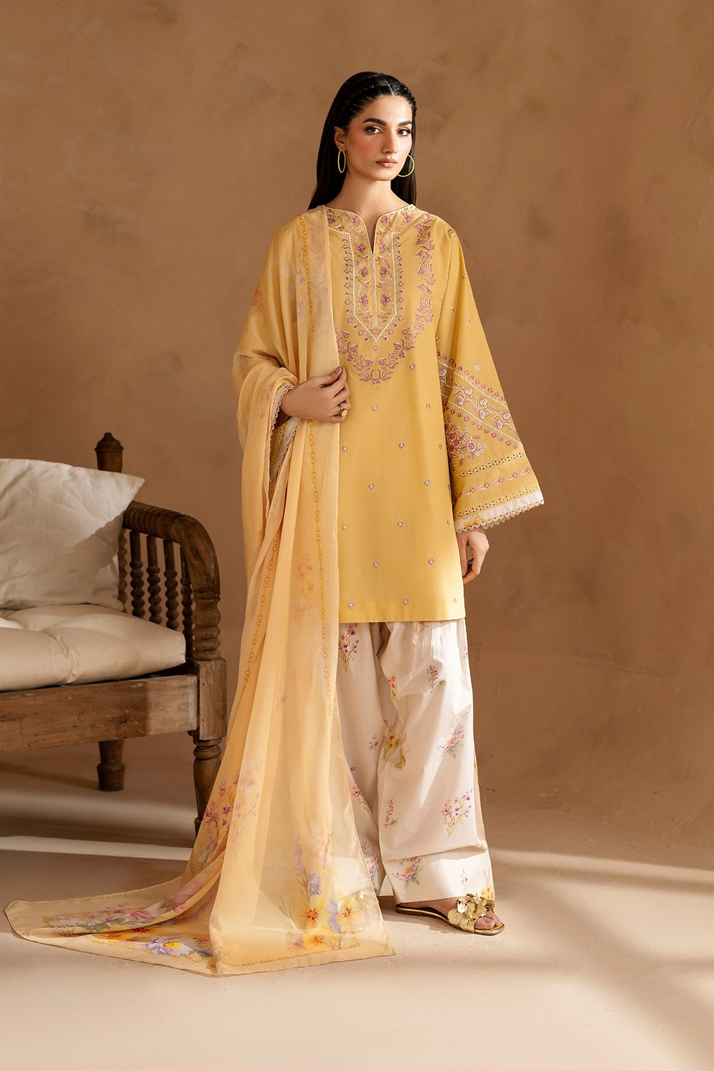 Gulabo Embroidered 3pcs