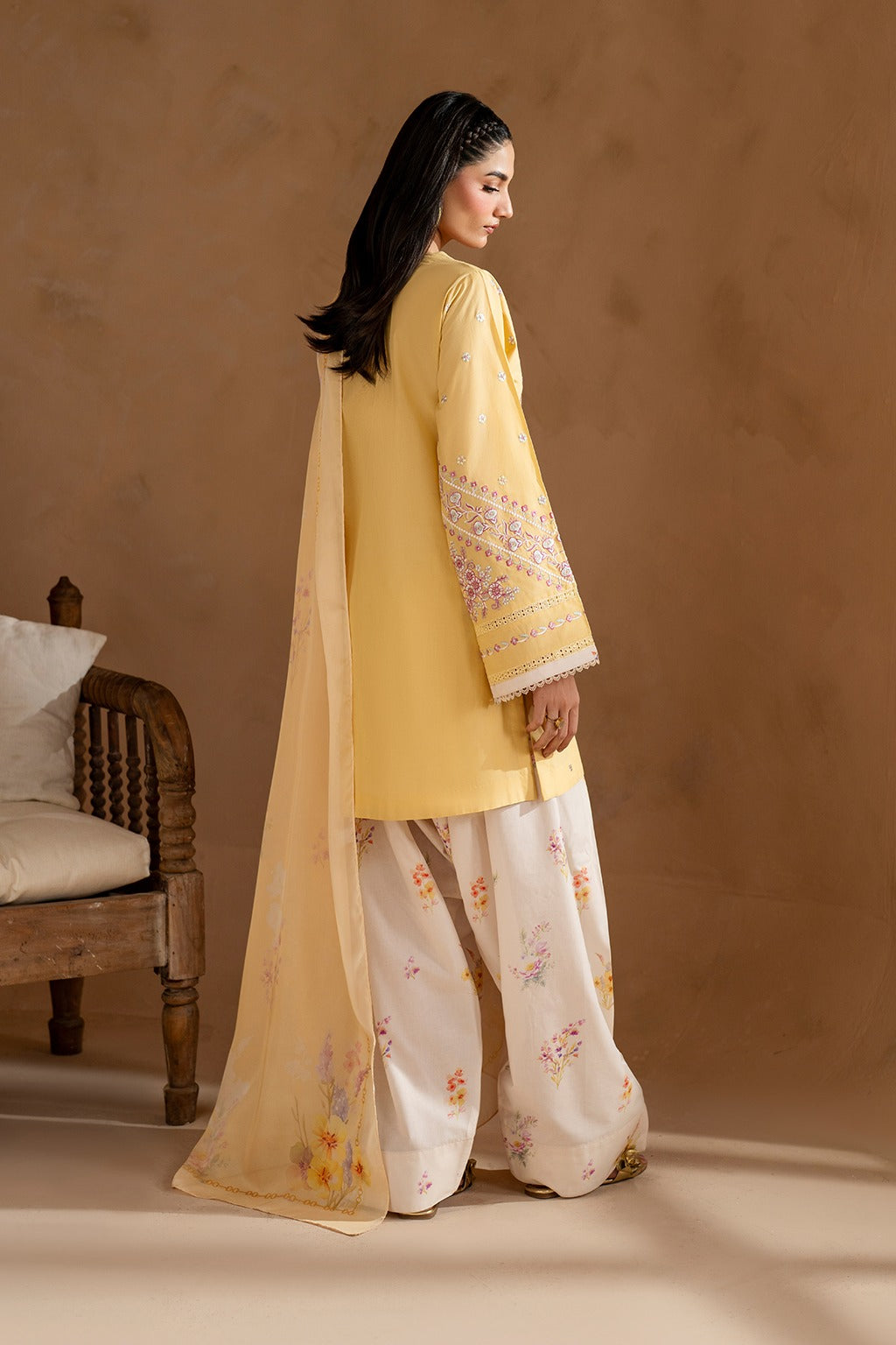 Gulabo Embroidered 3pcs